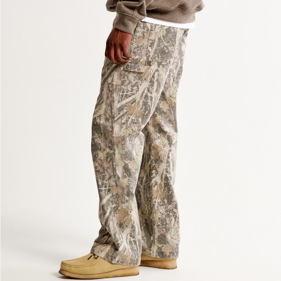 Abercrombie & Fitch Baggy - Picture 5 of 13